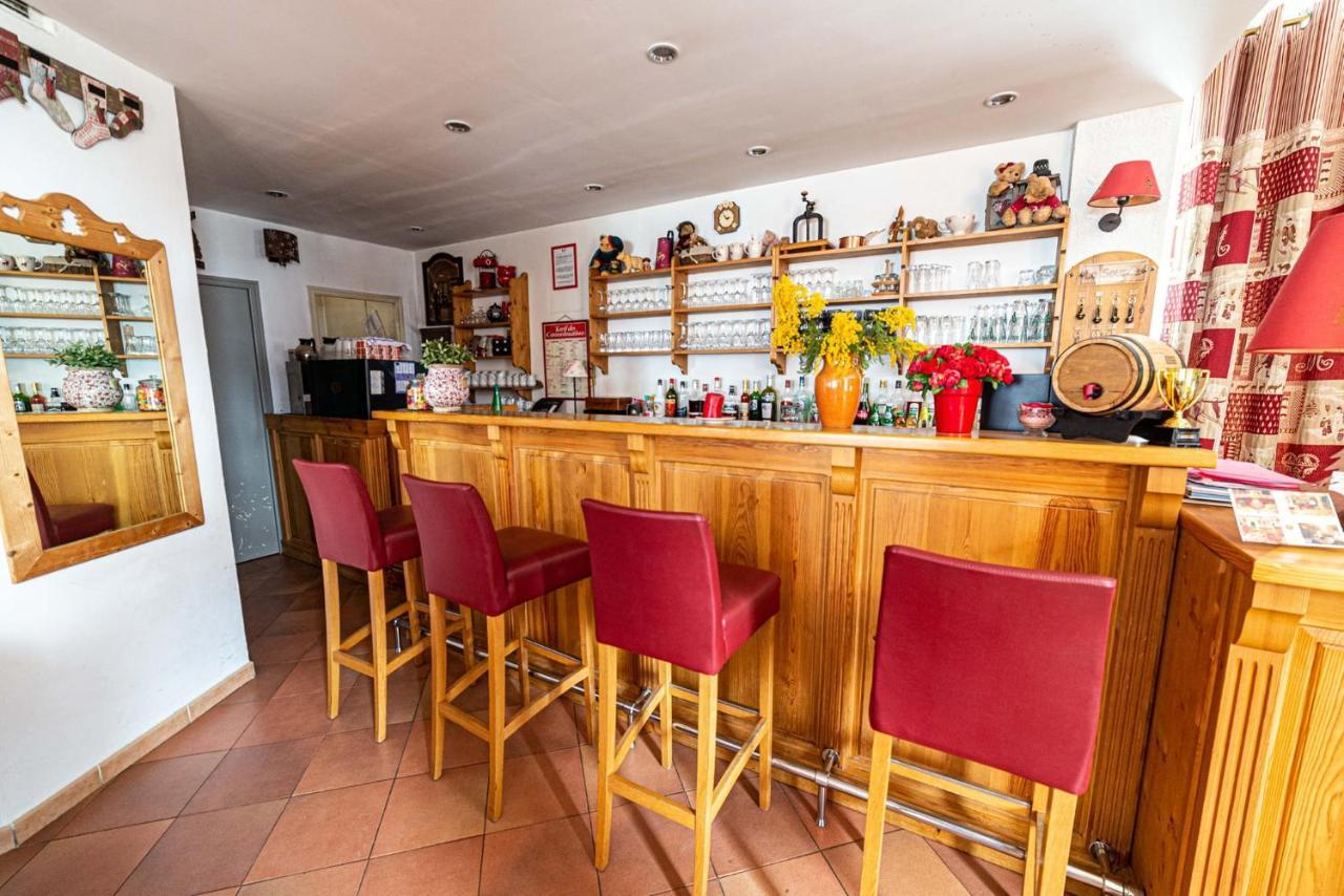 Hotel Restaurant La Source Allos Exterior foto