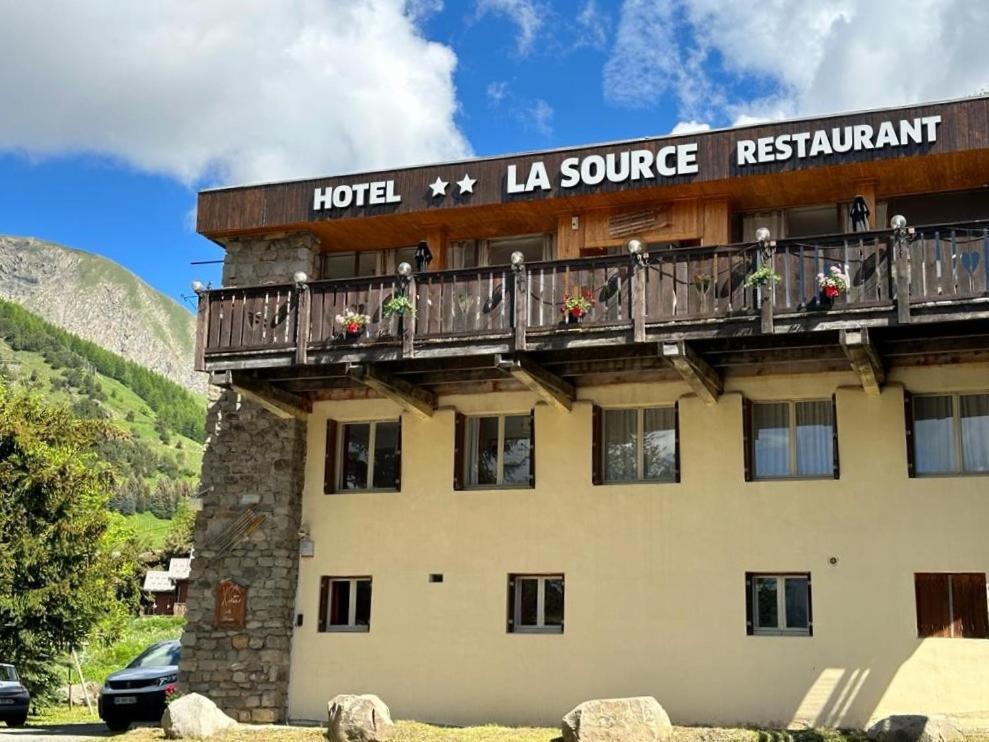 Hotel Restaurant La Source Allos Exterior foto