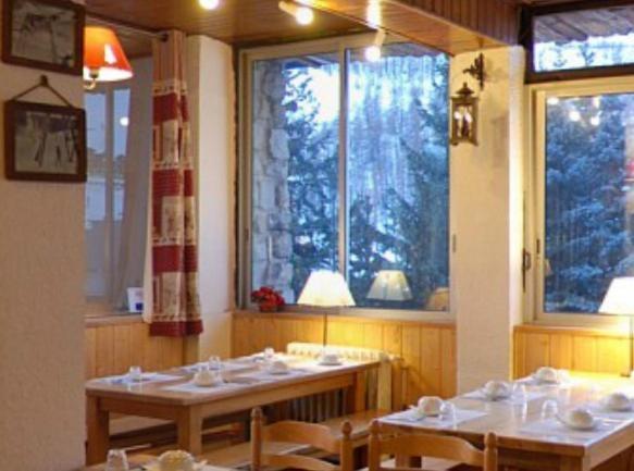 Hotel Restaurant La Source Allos Exterior foto